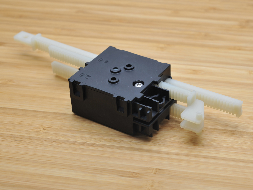 領(lǐng)航放大機構齒輪箱